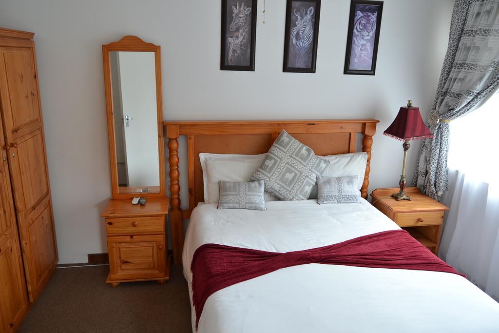 Kimberley Manor Guesthouse エクステリア 写真