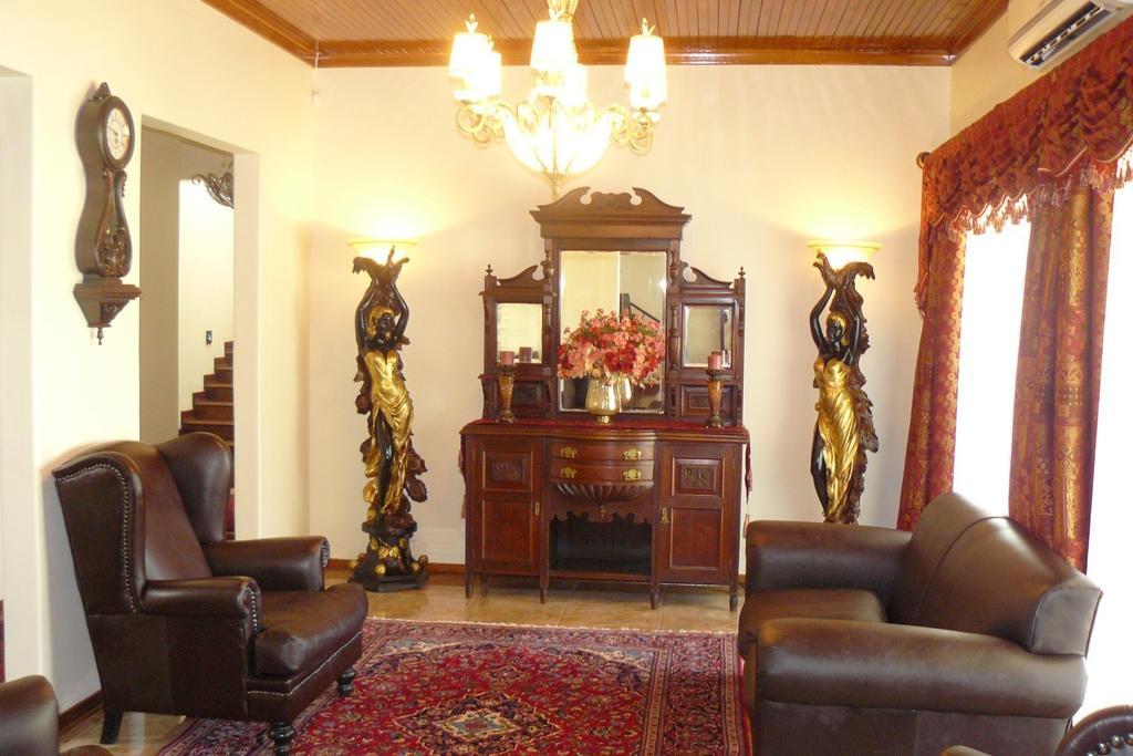 Kimberley Manor Guesthouse エクステリア 写真