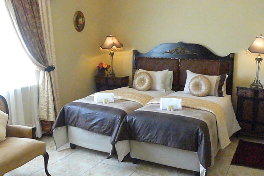 Kimberley Manor Guesthouse エクステリア 写真