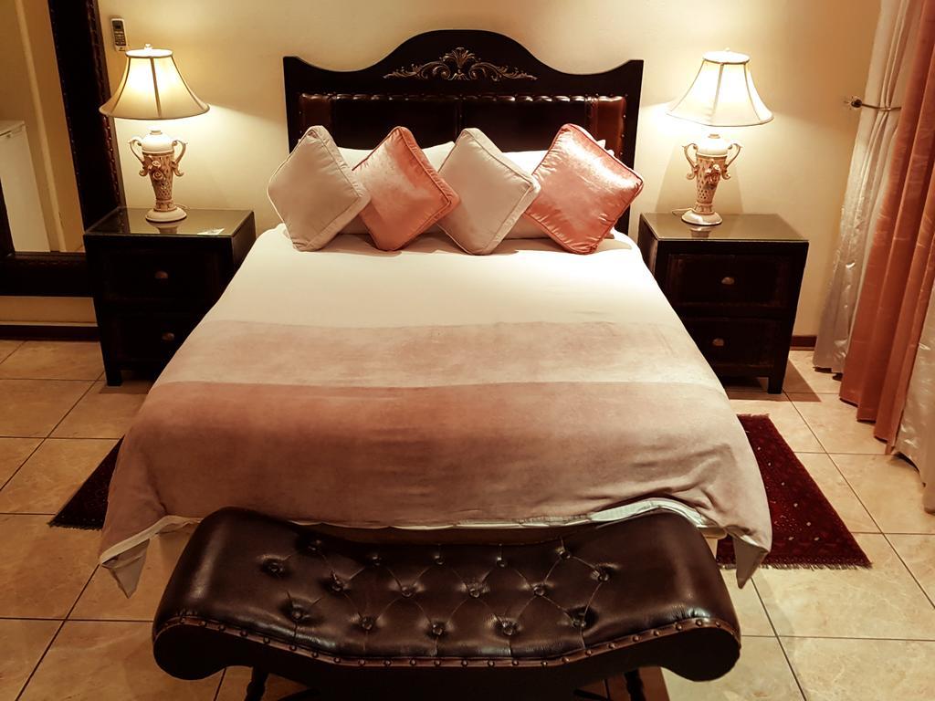 Kimberley Manor Guesthouse エクステリア 写真