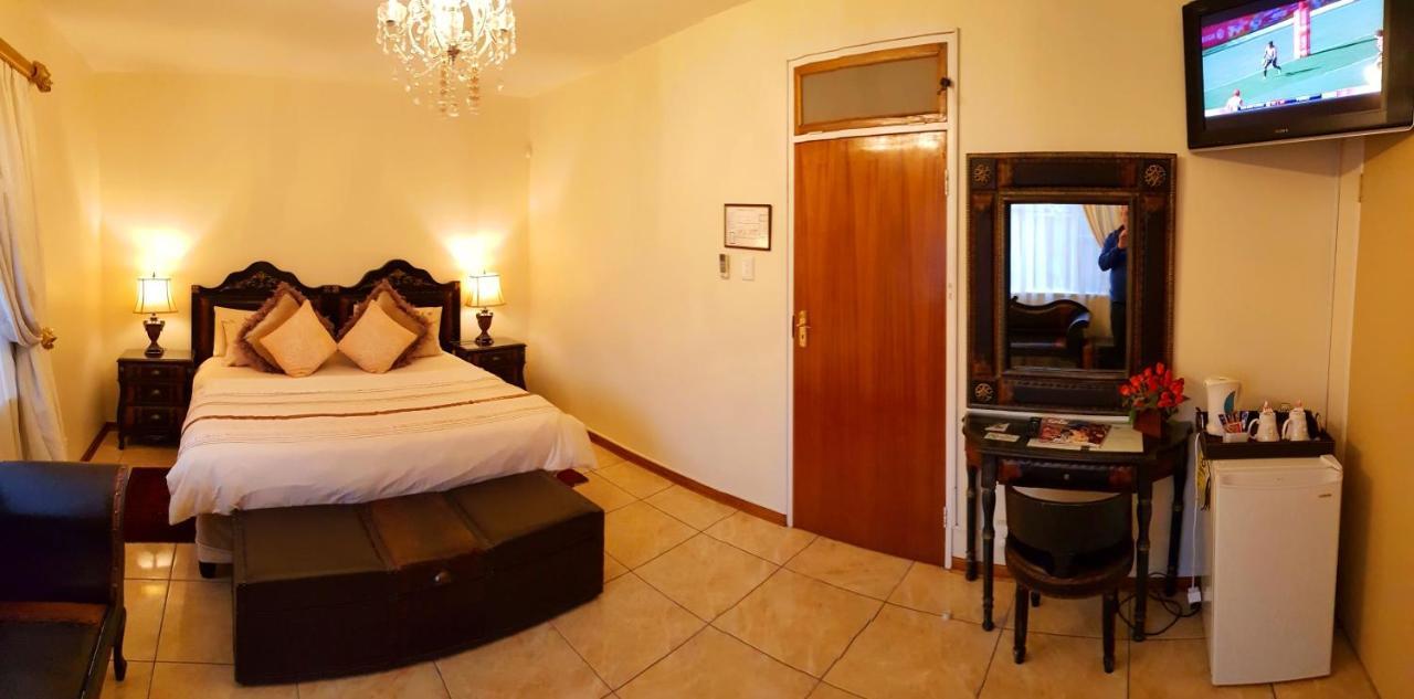 Kimberley Manor Guesthouse エクステリア 写真
